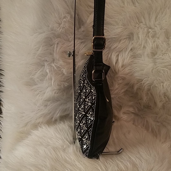 BLACK DAZZLING RHINESTONE PATTERN CROSSBODY SLING - Picture 5 of 7